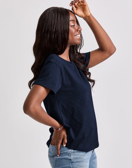 Essentials Women's Classic-Fit Long-Sleeve Crewneck T- Shirt (Available in Plus Size), Blue, X-Small